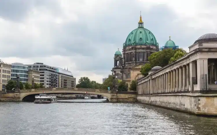  Berlin Sightseeing